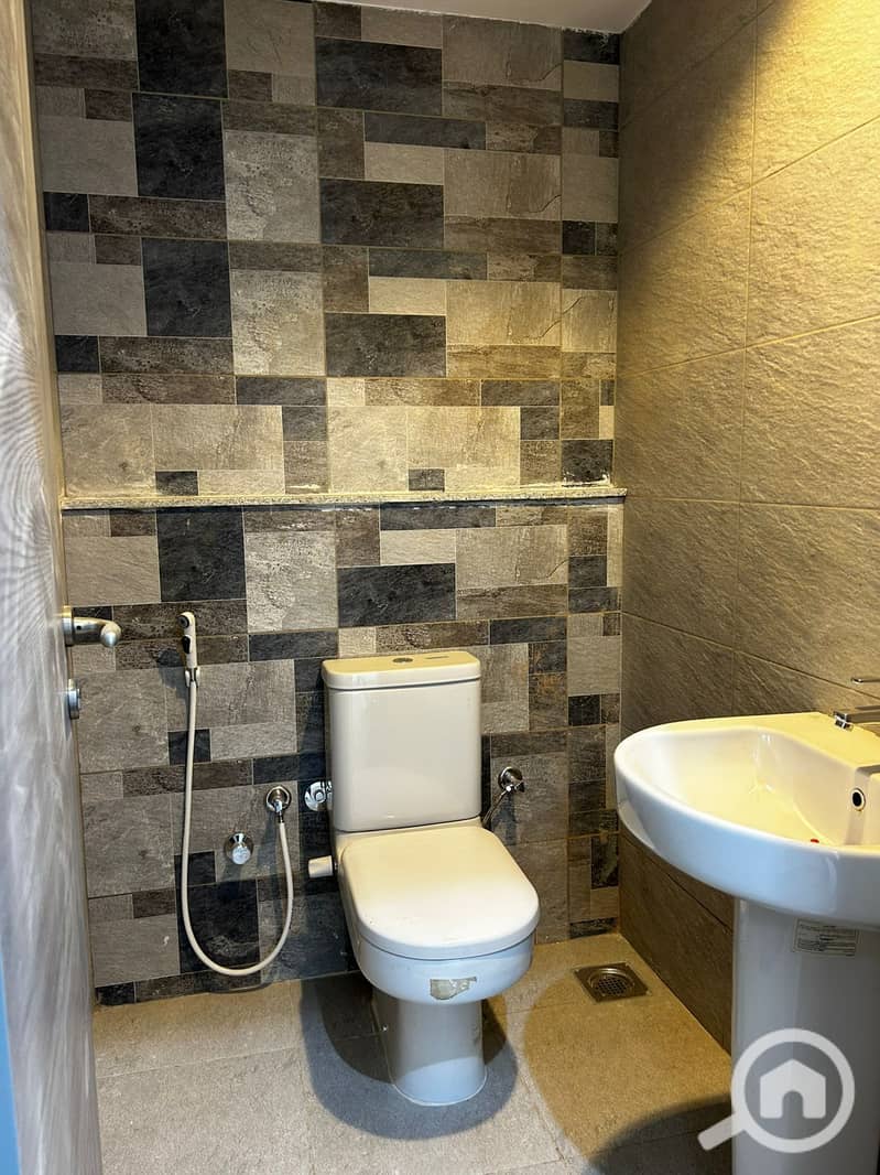 9 WhatsApp Image 2025-08-26 at 13.12. 09_6c478d40. jpg