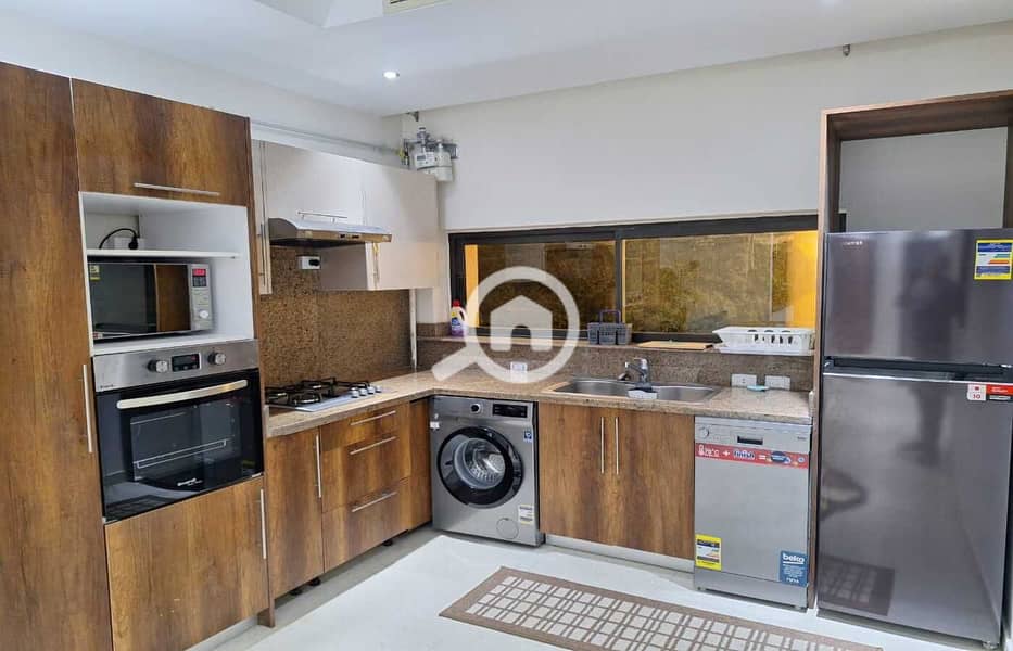 6 WhatsApp Image 2025-11-16 at 3.44. 00 PM (2). jpeg