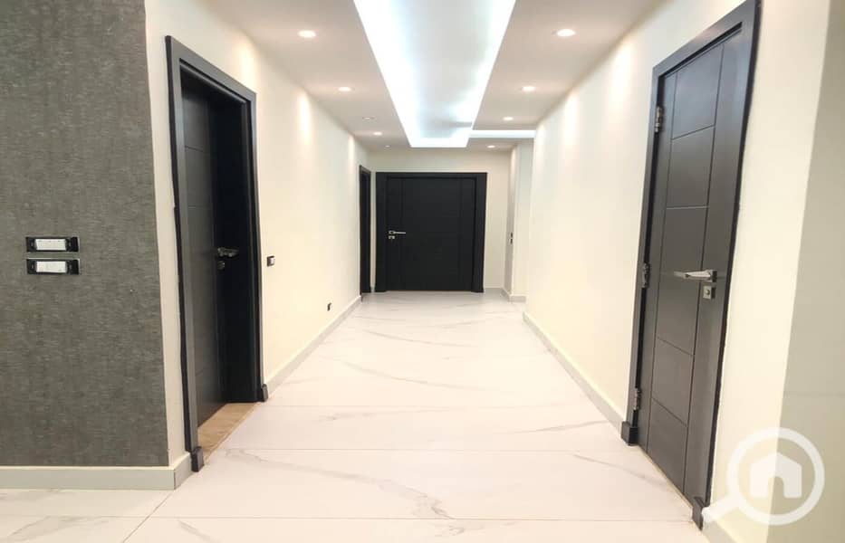 25 WhatsApp Image 2025-11-16 at 3.44. 05 PM. jpeg