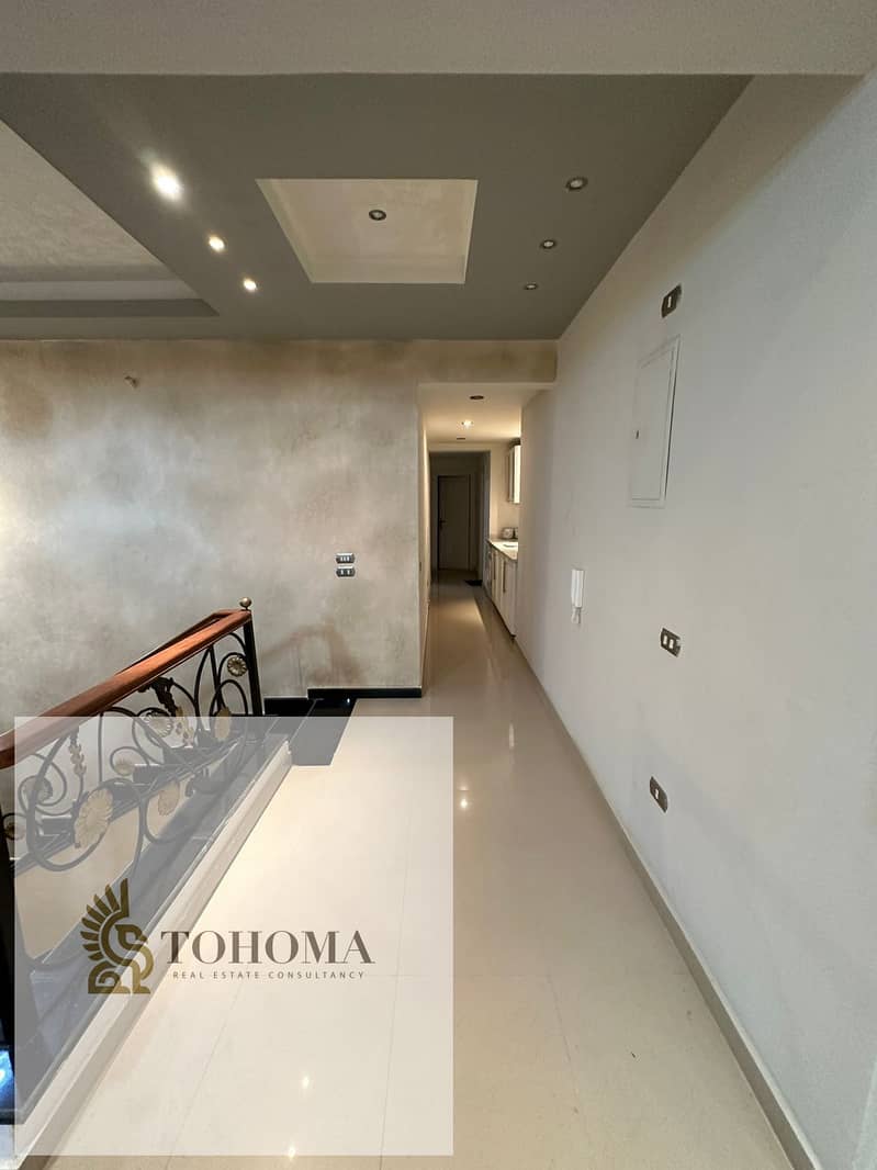 11 b3090751-6746-49f7-8a82-ca16bf88147a. jpg