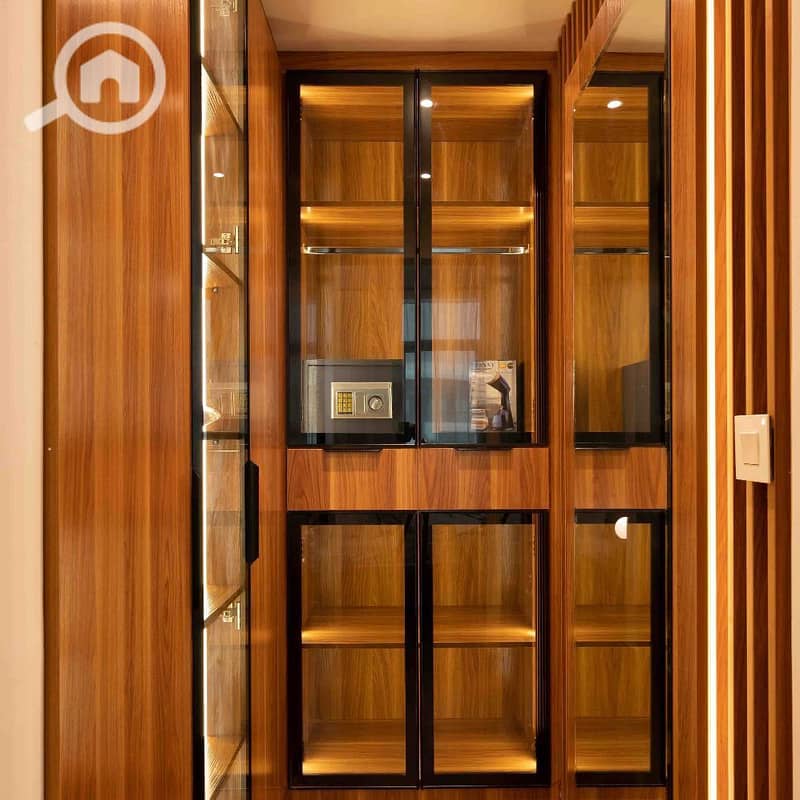 6 27d8c9bb-2271-4990-b40f-d763ae07f221. jpg