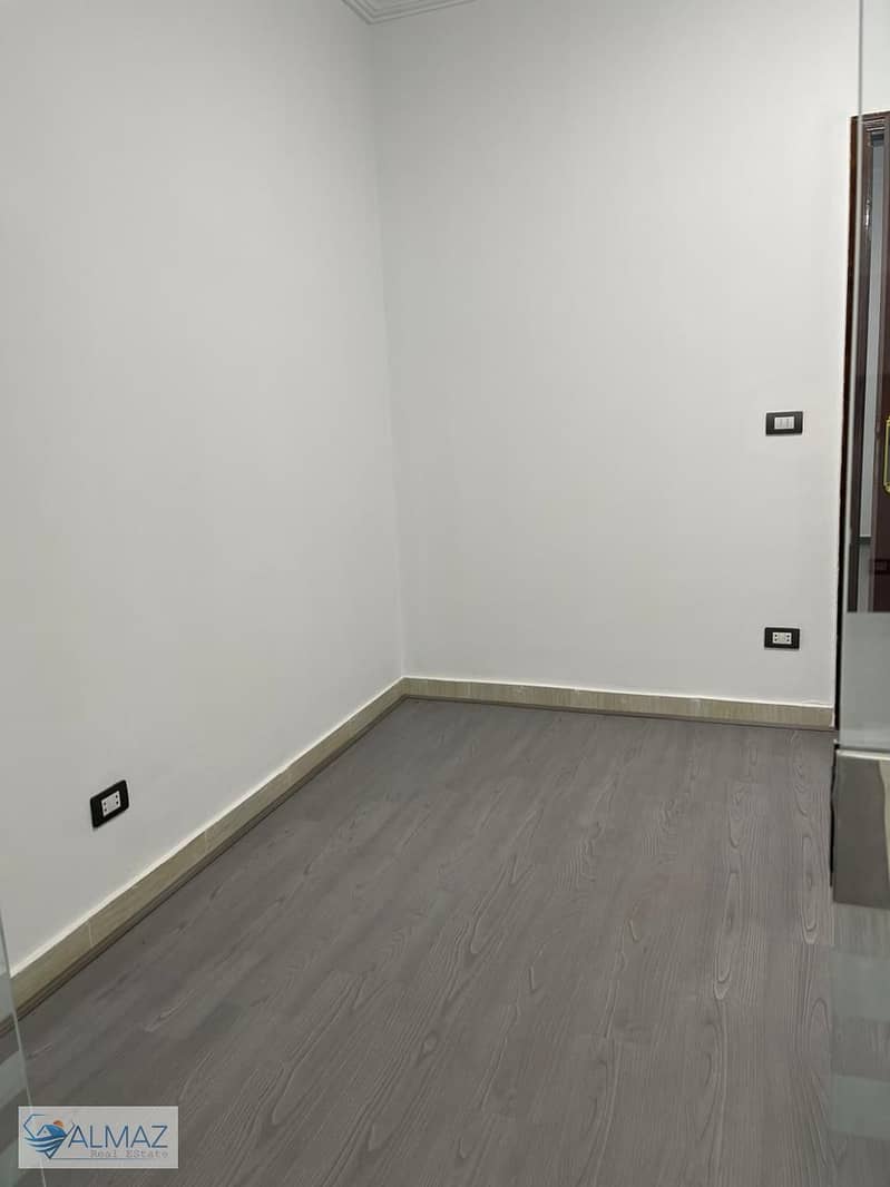 35 WhatsApp Image 2025-11-13 at 1.13. 49 PM (1). jpeg