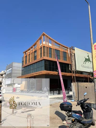 Retail for Rent in New Cairo, Cairo - 900f801a-7bbb-4ae3-a76d-02a1bb2a57b4. jpg