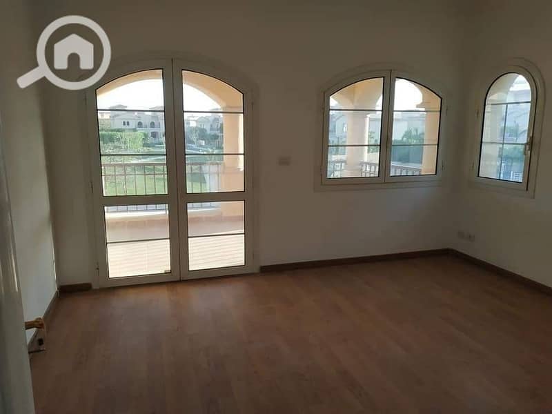 3 2aae18c4-2c0b-4e2f-b812-69e64b3f7a0f. jpg