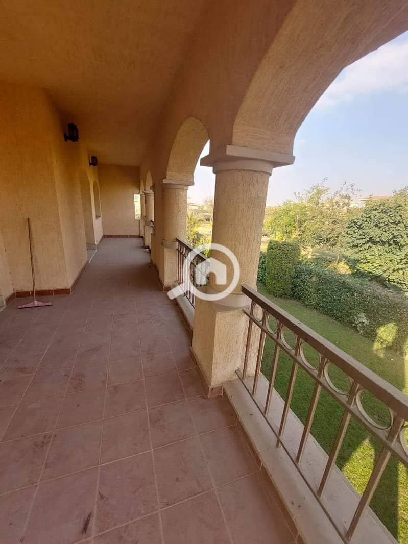 16 091362e6-712e-444a-a2aa-740ca87d9250. jpeg