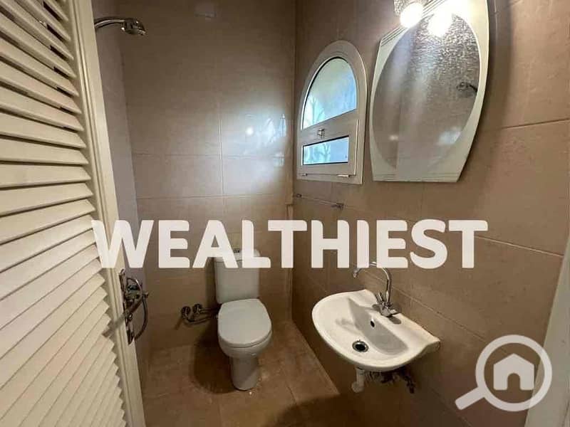 18 74e4ca4b-6d00-49ab-8d05-a6f05afb234a. jpg