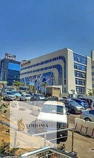 4 c4265bcc-1a63-43fc-9a79-e2754106fc90. jpg