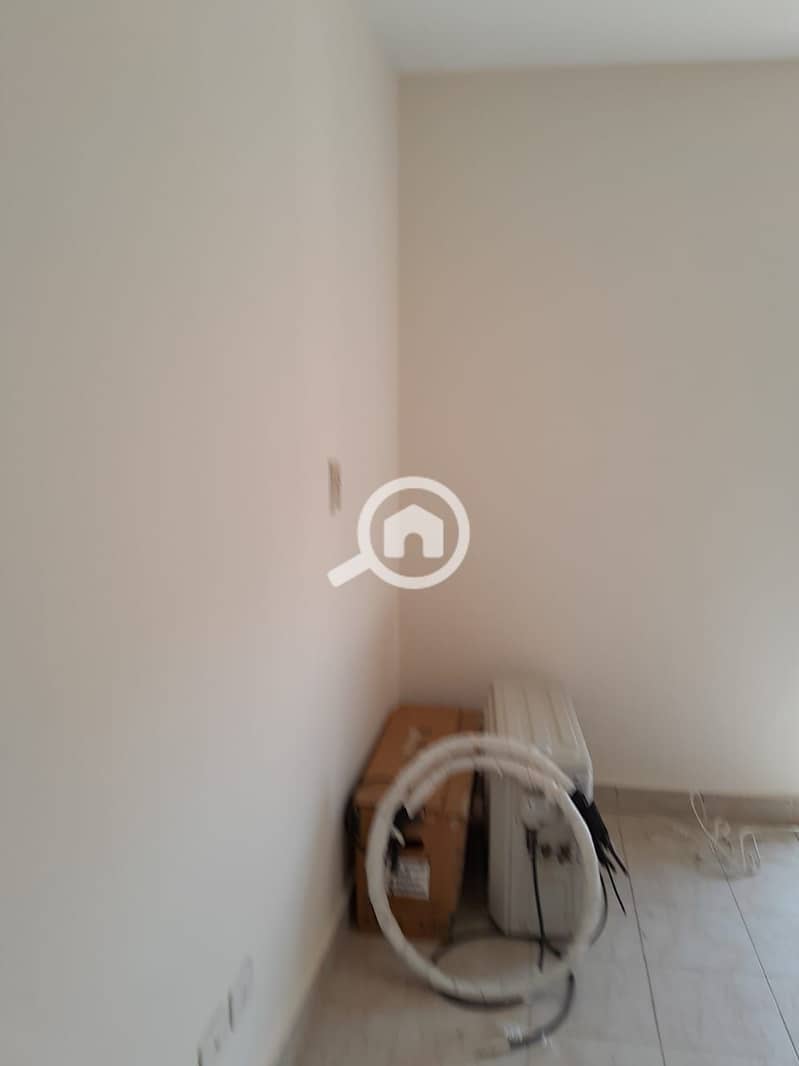 4 e896feb3-e750-4596-bcfe-9ae067b86488. jpeg