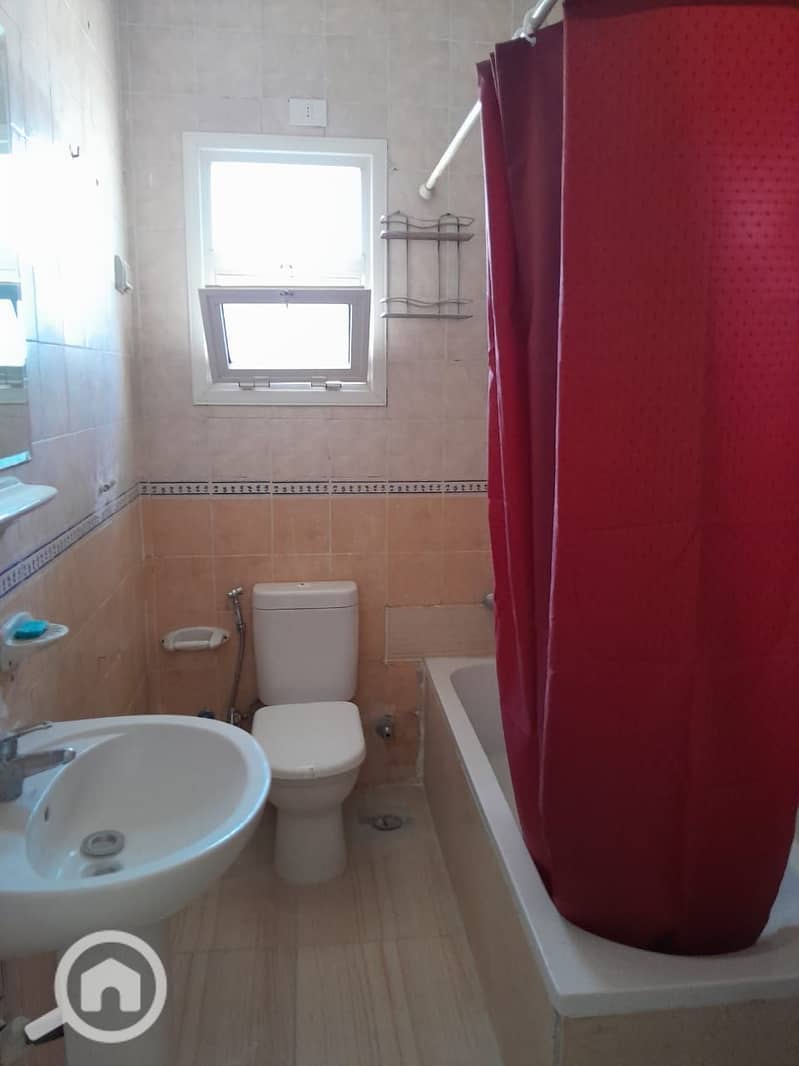 7 3bc0c744-b5f6-4fed-a3e6-1cbf7b442975. jpeg