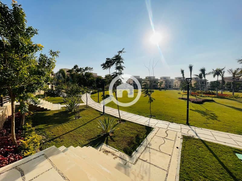 2 04e625be-6875-488b-be28-28b6bc7ac1f6. jpeg