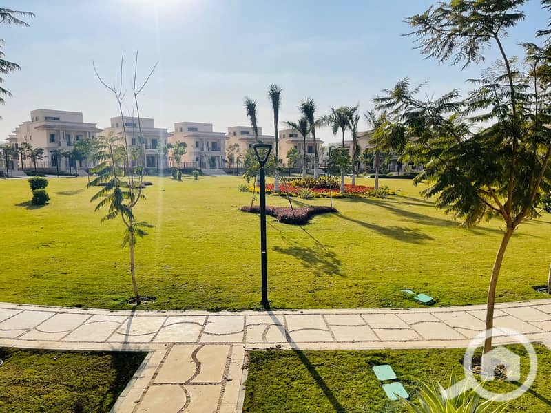 4 5c75f568-aab2-47ef-8c3c-807bda01786a. jpeg