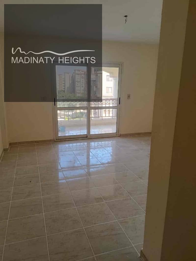 4 59b2da85-372e-4451-8d9f-7dc8f46d2b80. jpg