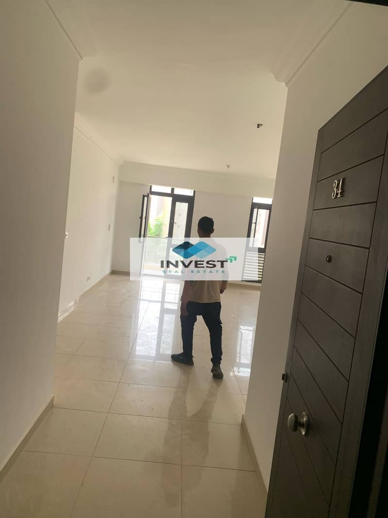 6 107c06f2-9c1f-47d0-ae1c-27d798daee72. jpg