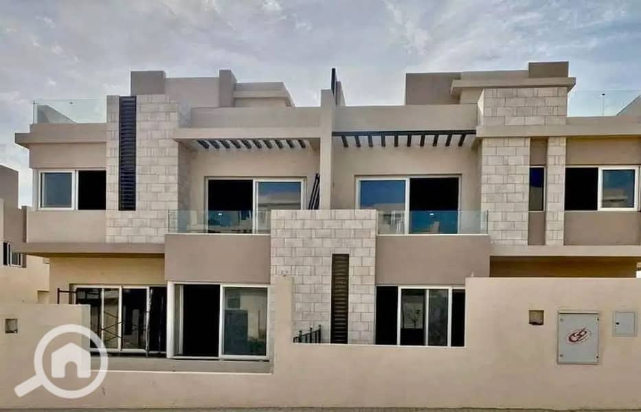 3 7853423-9e1fco_1400x900. jpg