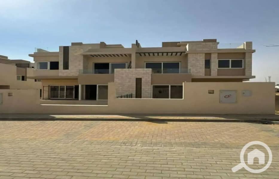 4 7853423-16601o_1400x900. jpg