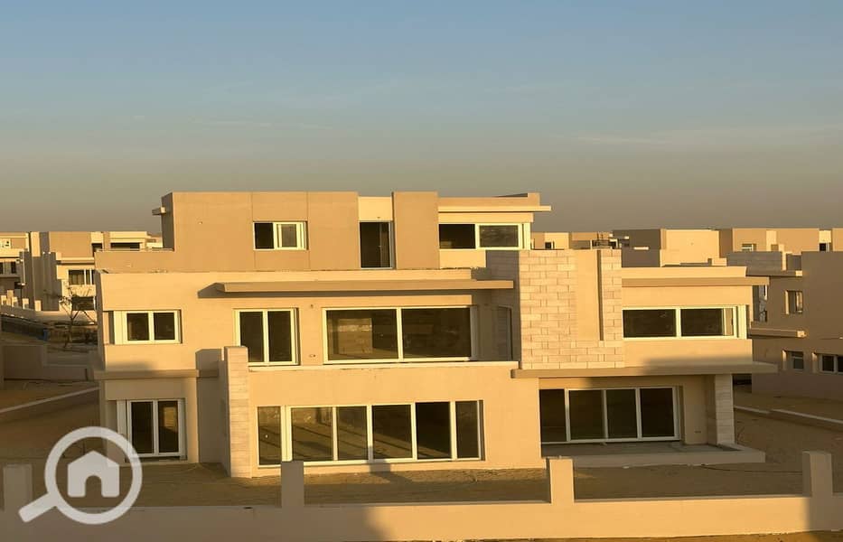 7 WhatsApp Image 2025-01-22 at 2.53. 47 PM(1)_1400x900. jpg