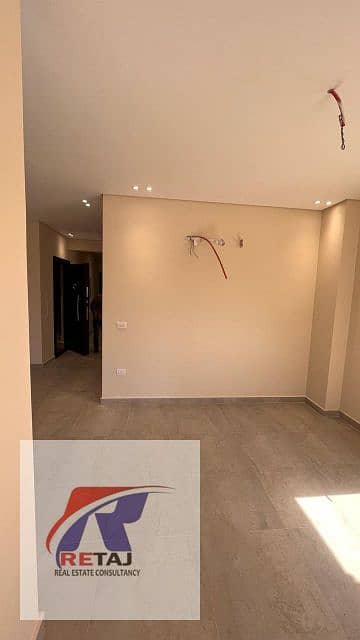 5 f0a562f4-9394-49f3-9f3e-98e9ba436154. jpg