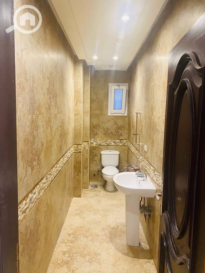 5 WhatsApp Image 2025-11-15 at 2.22. 06 PM (2). jpeg