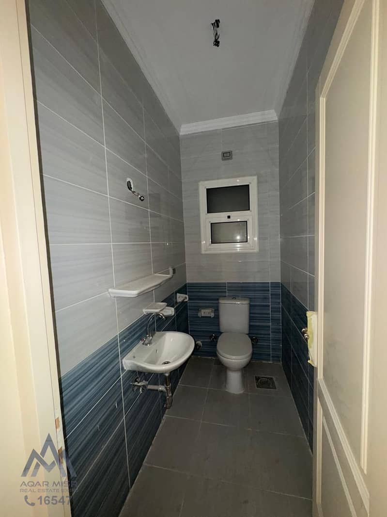 16 WhatsApp Image 2025-11-11 at 4.58. 08 PM (1). jpeg