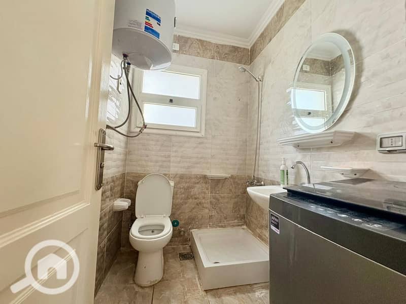 9 5b25de15-a095-4865-86eb-6870e2d00183. jpeg