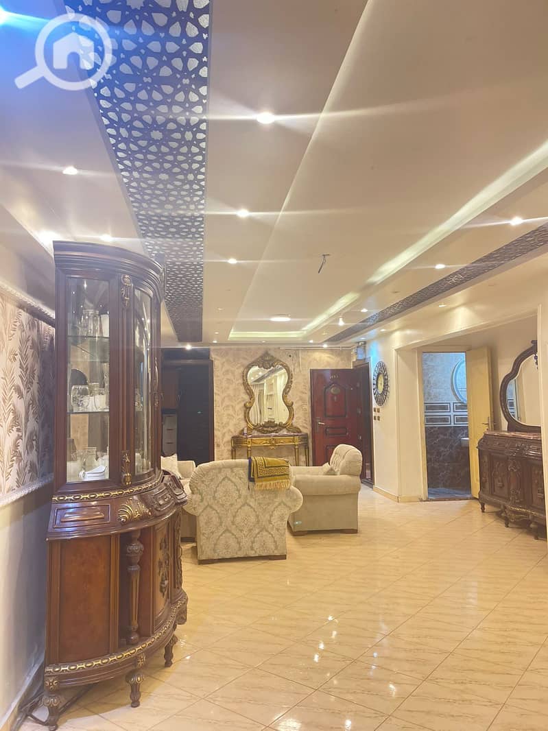 2 d187ceb4-a603-437b-bdd3-e340a063b817. jpeg