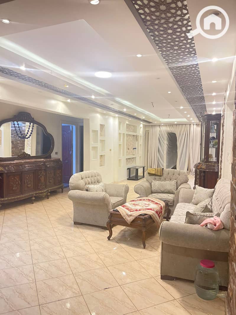 4 2359af36-678f-46f0-a20e-6077e0c28524. jpeg