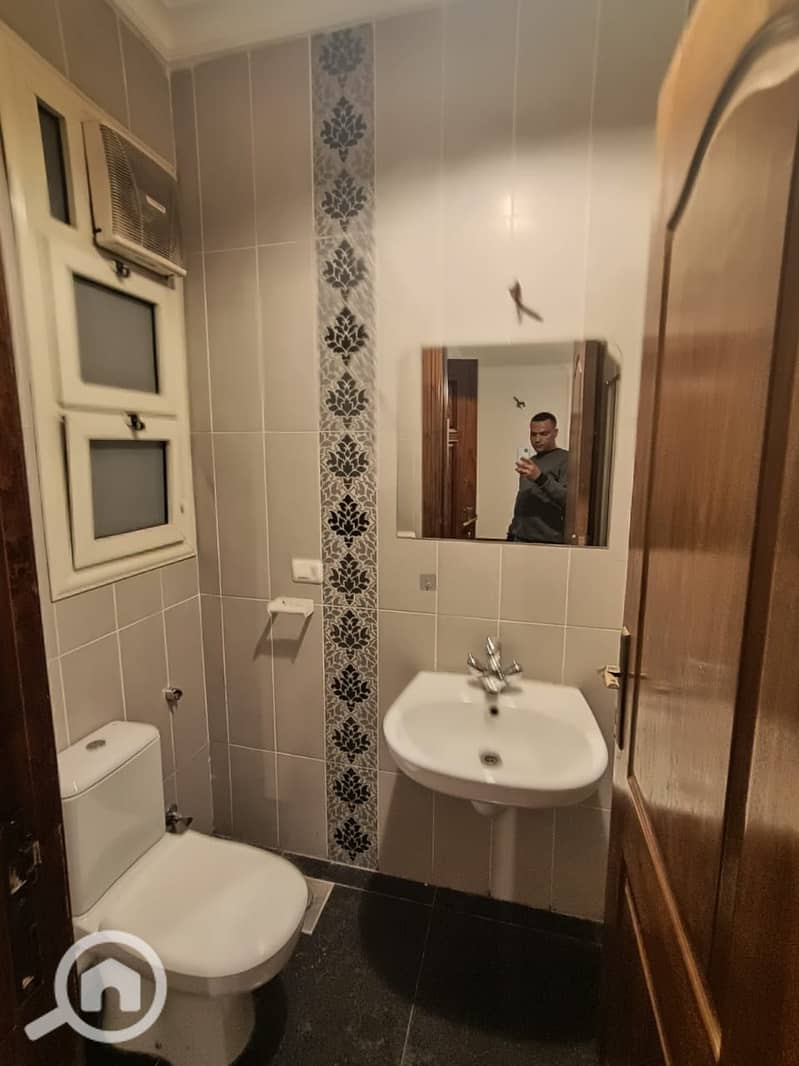 6 WhatsApp Image 2025-11-16 at 10.32. 59 PM (1). jpeg