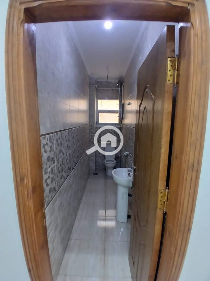 8 WhatsApp Image 2025-11-17 at 12.25. 30 PM (1). jpeg