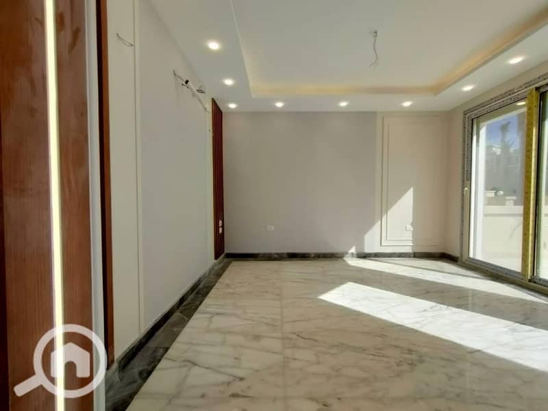 8 WhatsApp Image 2025-11-06 at 12.04. 36 PM (3). jpeg