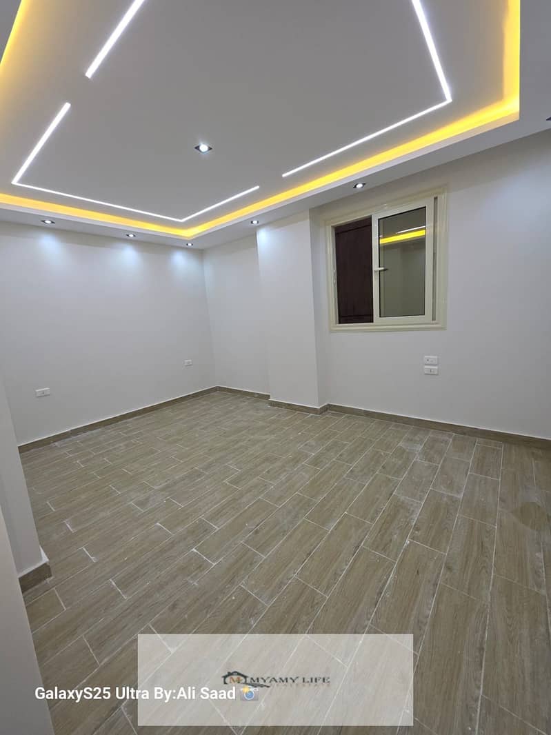 8 WhatsApp Image 2025-11-16 at 1.53. 22 PM (3). jpeg