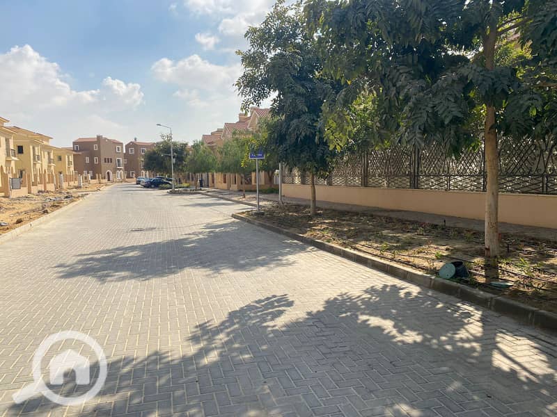 5 105bcf5d-2883-45ac-9132-ae3586f83049. jpg