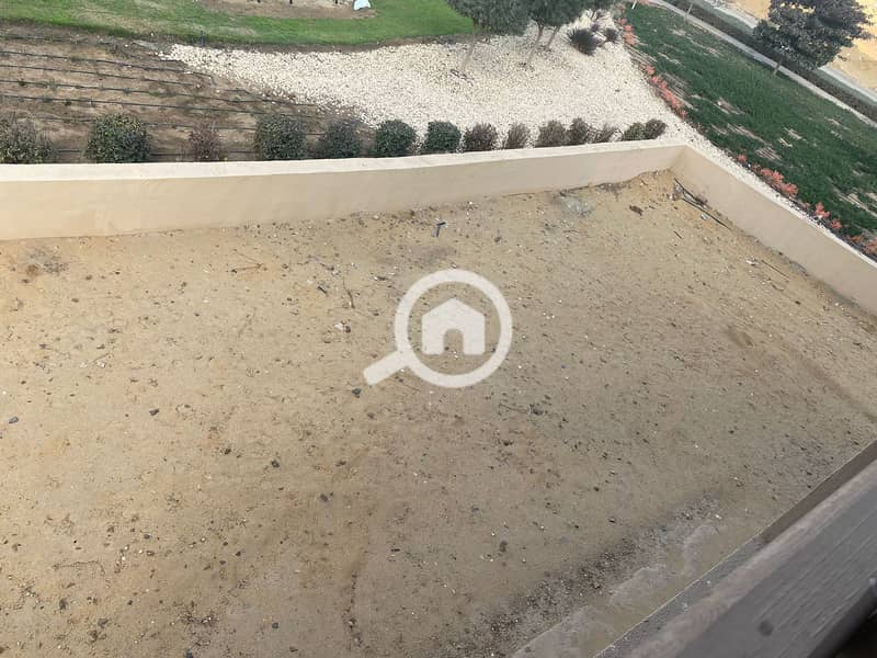 7 8568f8af-ae65-4c57-8fc8-bd912bc26abc. jpg