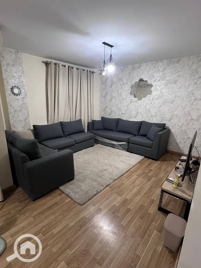 2 36125c05-4192-49b0-9644-ca72a71c5835. jpeg