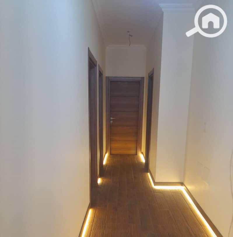 2 WhatsApp Image 2025-11-16 at 16.56. 06_b3a9f563. jpg