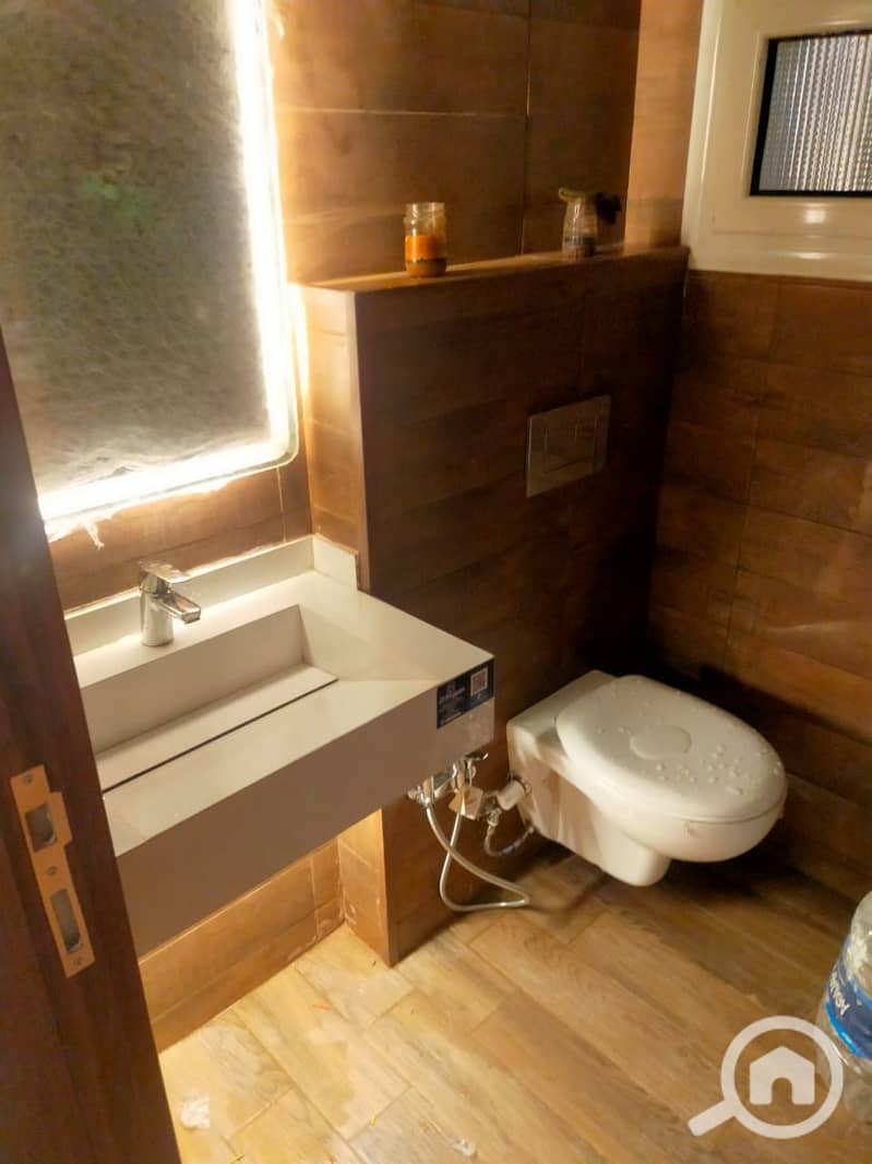 5 WhatsApp Image 2025-11-16 at 16.56. 07_a6337dd9. jpg