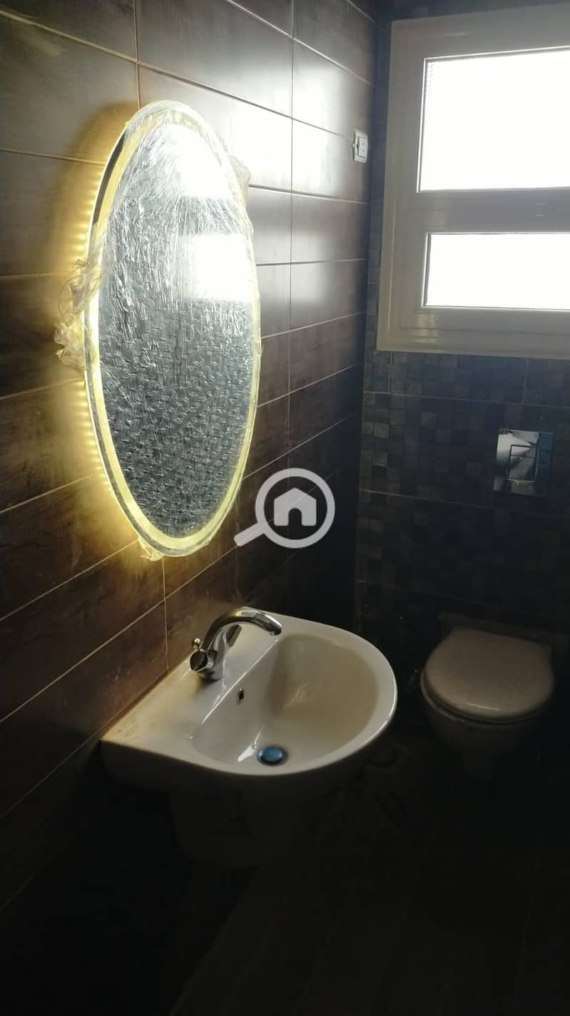 6 WhatsApp Image 2025-11-16 at 16.56. 08_191c391f. jpg