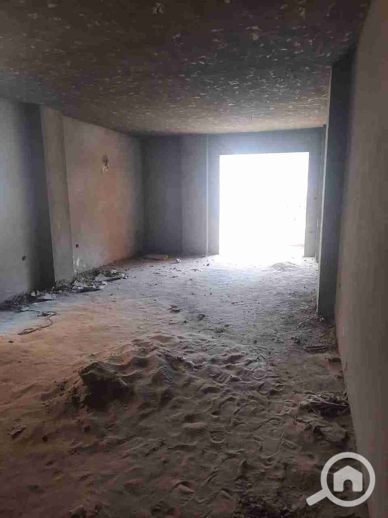 1000239625. jpg 1000239625. jpg