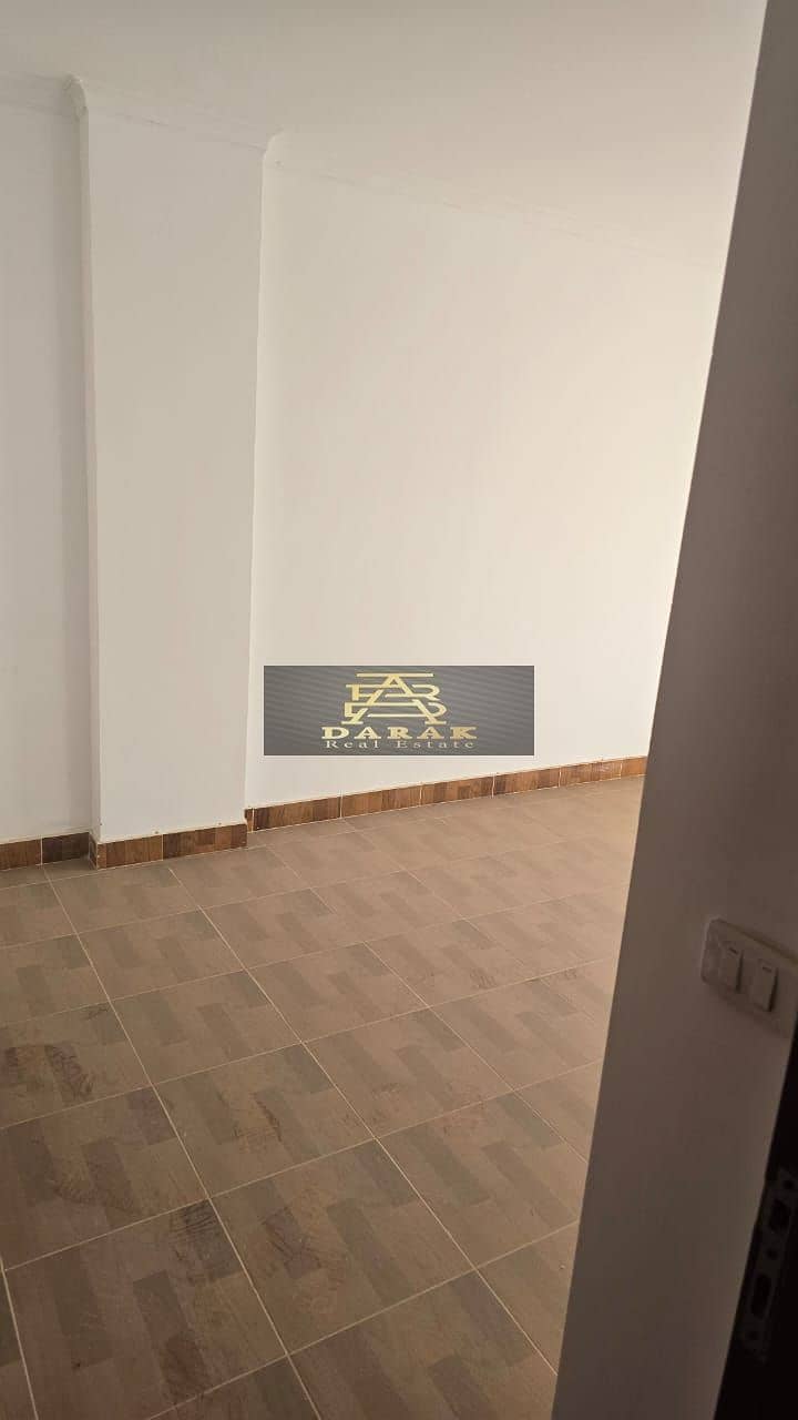 2 WhatsApp Image 2025-11-06 at 10.28. 59 PM (1). jpeg