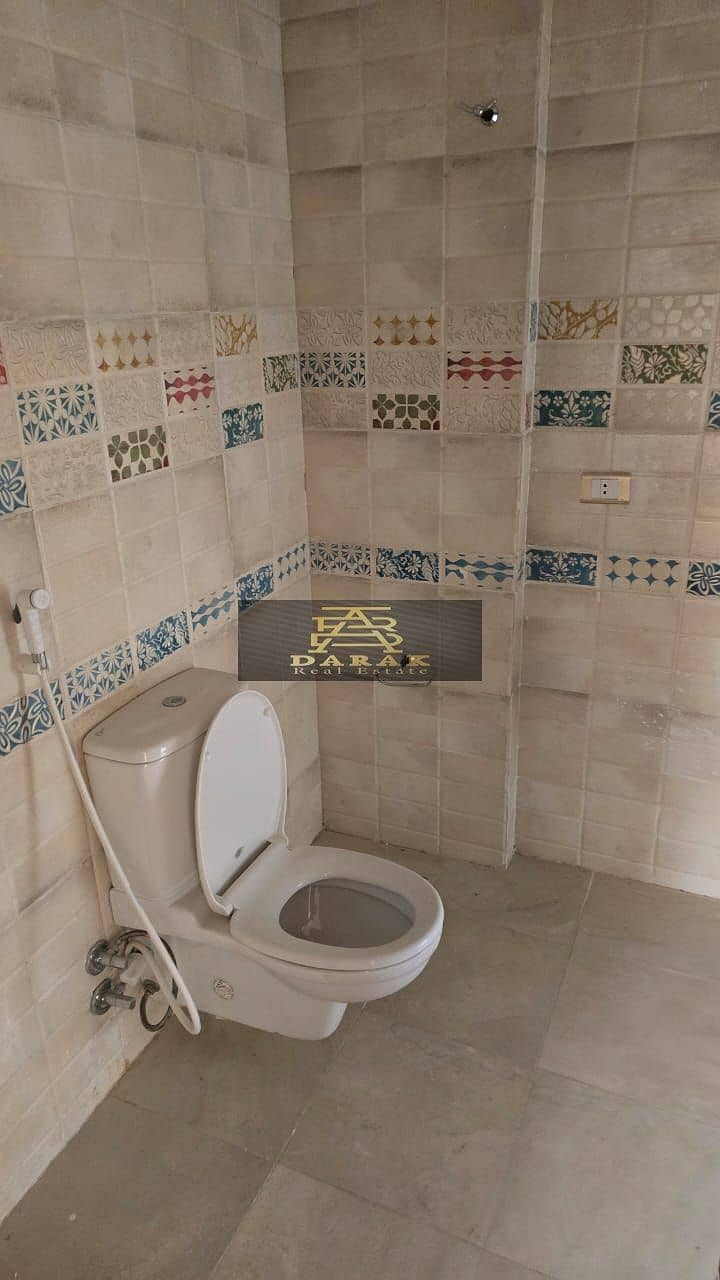 4 WhatsApp Image 2025-11-06 at 10.28. 58 PM (2). jpeg