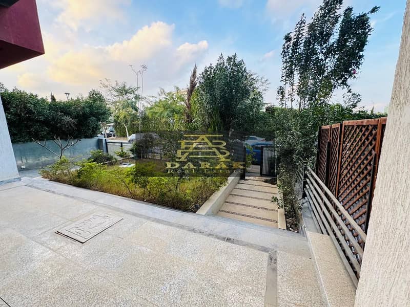 3 WhatsApp Image 2025-02-05 at 17.13. 27_99874440. jpg