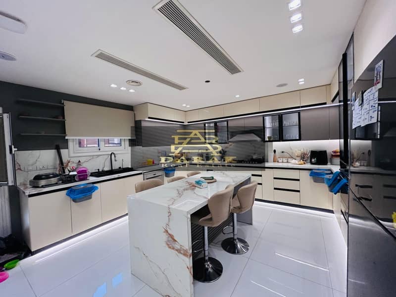 6 WhatsApp Image 2025-09-03 at 15.41. 12_06417a0d. jpg