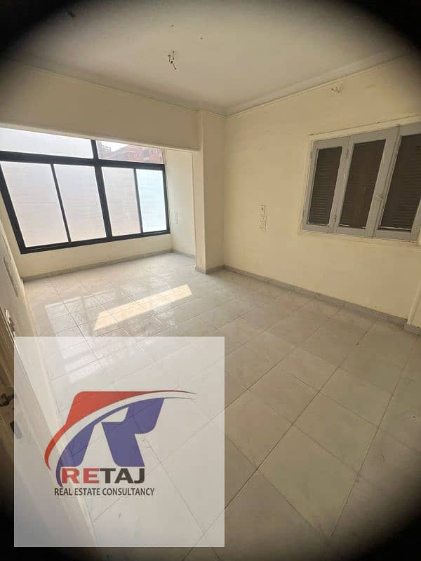 2 495d0ad0-3a63-474e-a3e4-52a6644add22. jpg