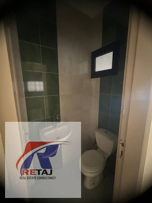 4 1d4cd0a7-7a11-4062-84ac-e87283608303. jpg