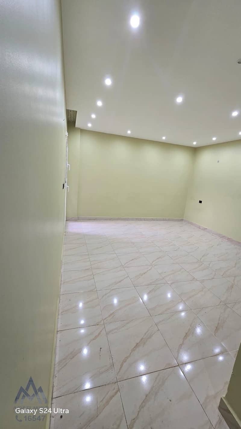 4 WhatsApp Image 2025-11-17 at 12.59. 22 PM(2). jpeg