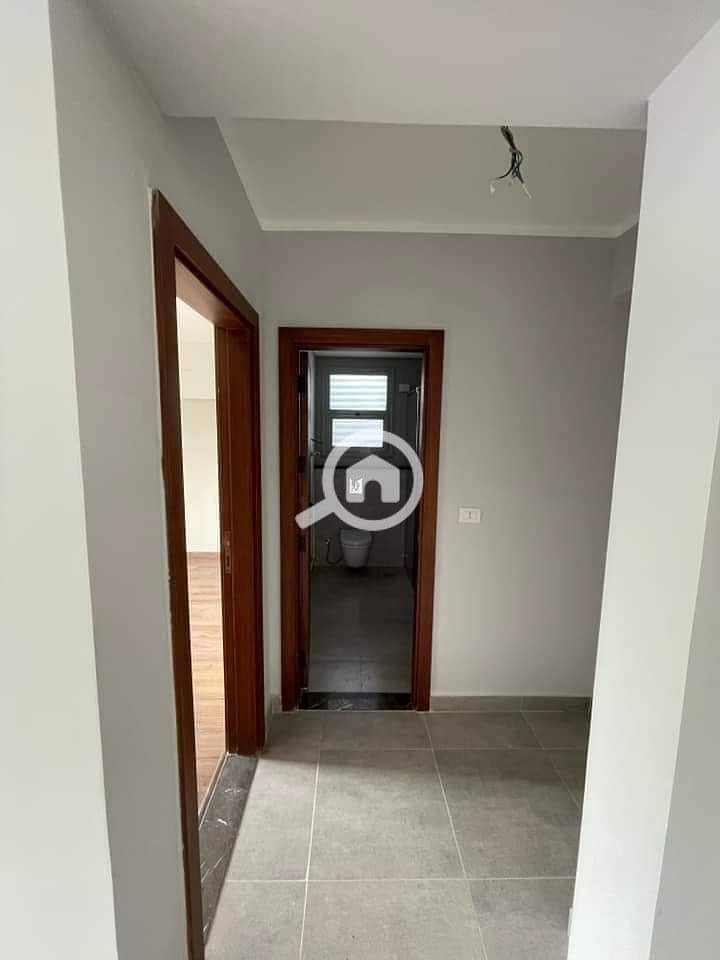 4 WhatsApp Image 2024-09-22 at 11.32. 48 AM. jpeg