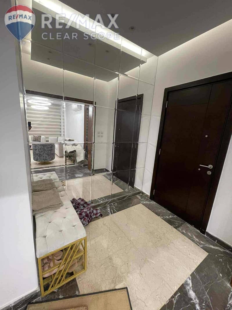 7 70d061fe-7a37-4149-8618-17b4a02f090d. jpg