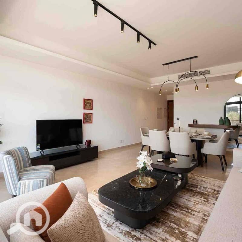 3 6936125a-f180-4c2a-914c-cbf9bf3dcfe8. jpg