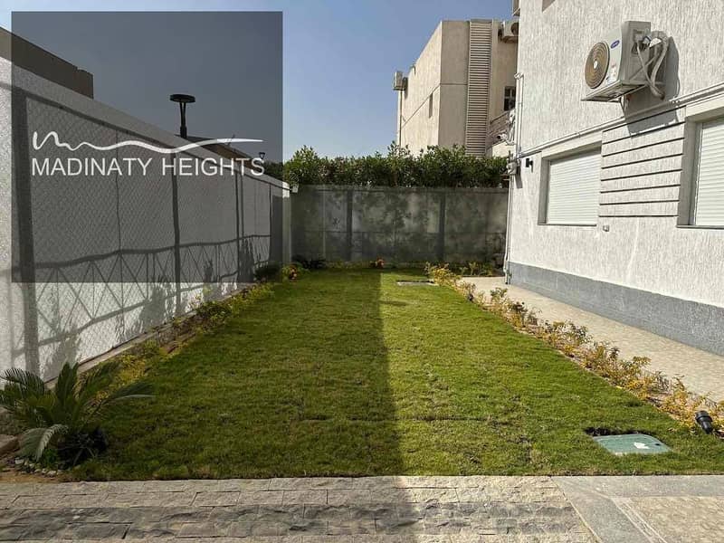 5 5d54e264-444a-4b02-9c6f-017187056dbf. jpg