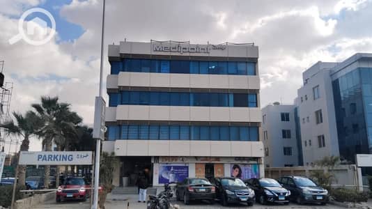 عيادة  للبيع في الشيخ زايد، الجيزة - IMG-20251026-WA0126. jpg