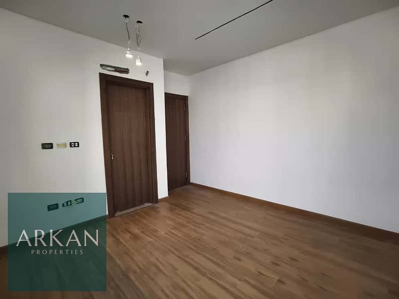 4 6b9f1e39-c9fb-46a7-85cb-a60e35c8e8c2. jpg